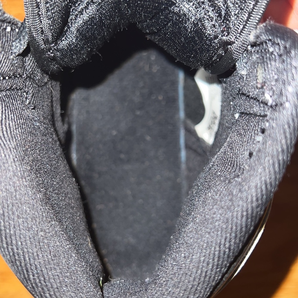 AIR JORDAN 1 HIGH OG 6.5Y - Picture 9 of 14
